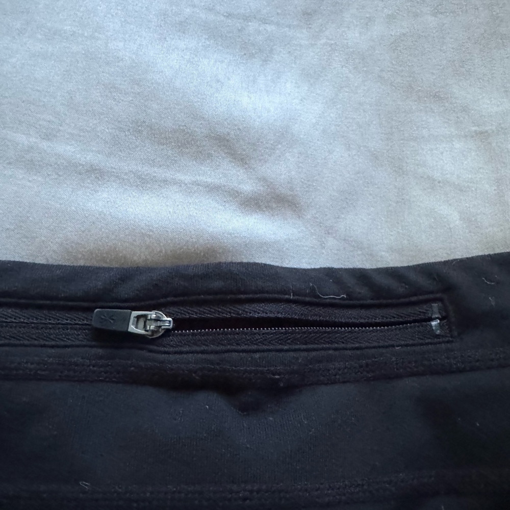 Lululemon Black and Brown Leggings - Picture 6 of 7